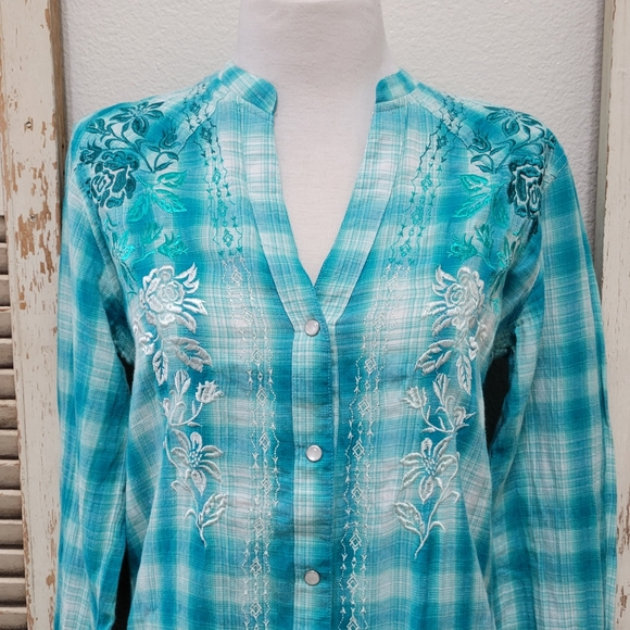 Panhandle plaid embroidery button down western shirt Small - Picture 3 of 13